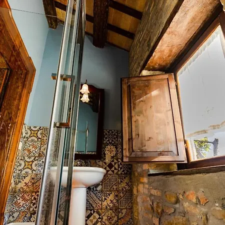 Bed and Breakfast Castello Di Petecciano *