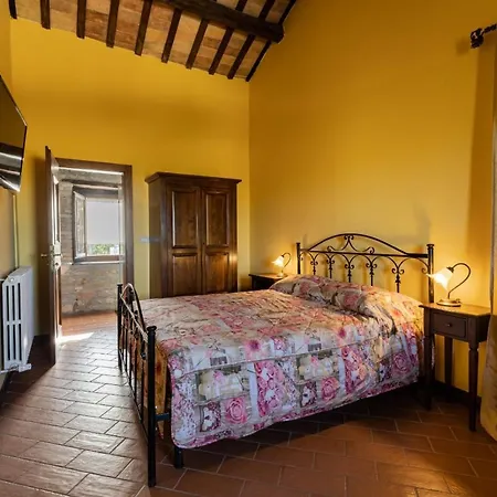 Castello Di Petecciano Bed and Breakfast Mosciano SantʼAngelo