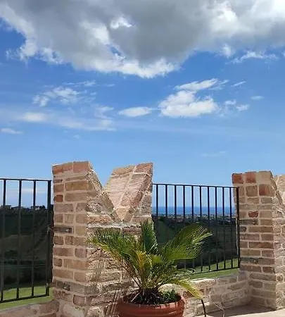 Castello Di Petecciano Bed and Breakfast *