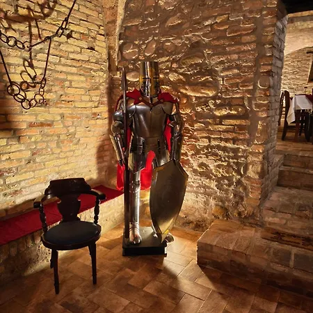 Castello Di Petecciano 3*