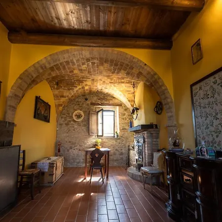 Castello Di Petecciano Couette-café