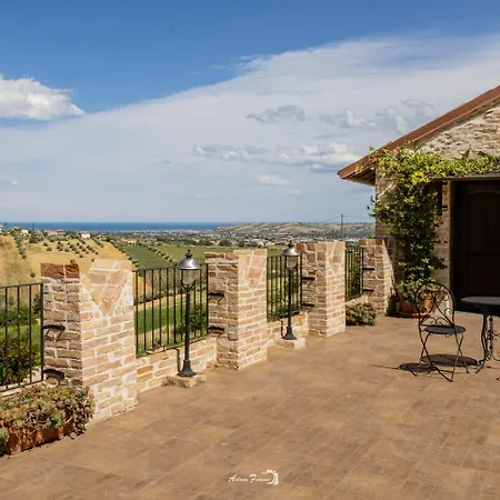 Castello Di Petecciano 住宿加早餐酒店 莫斯西亚诺·圣安吉罗