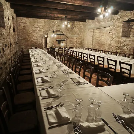 Castello Di Petecciano Couette-café 3*