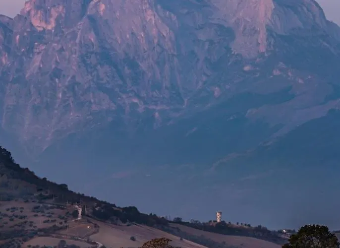 Bed & Breakfast Castello Di Petecciano Beb 3*